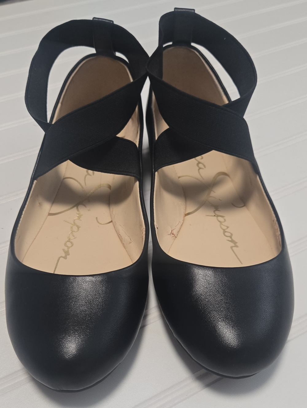 J Simpson Mandayss Sleek Black Flats / Size 8.5